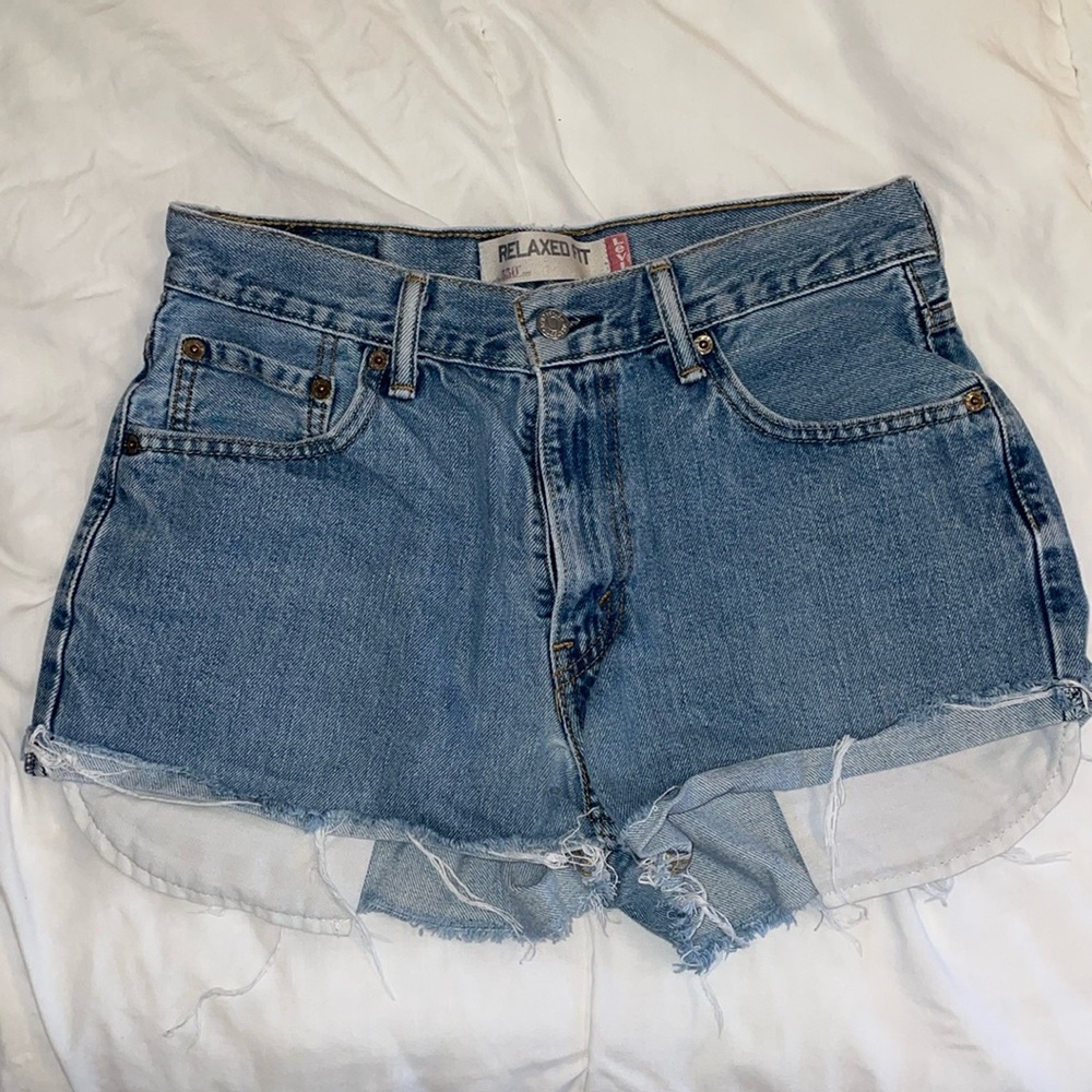 LEVIS 550 DENIM SHORTS
